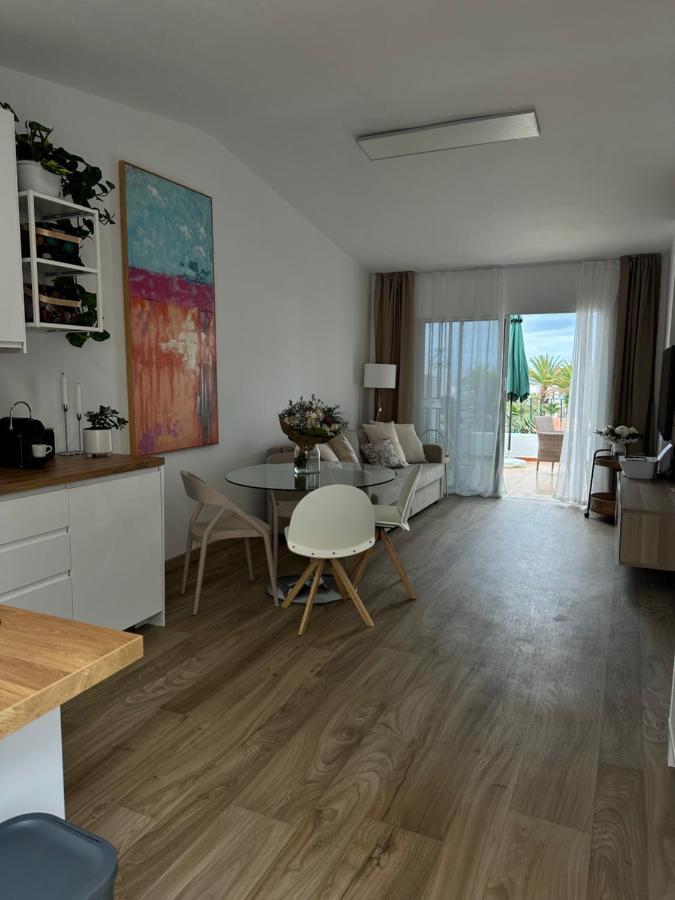 La Casa De Paseka Apartment Адехе Екстериор снимка